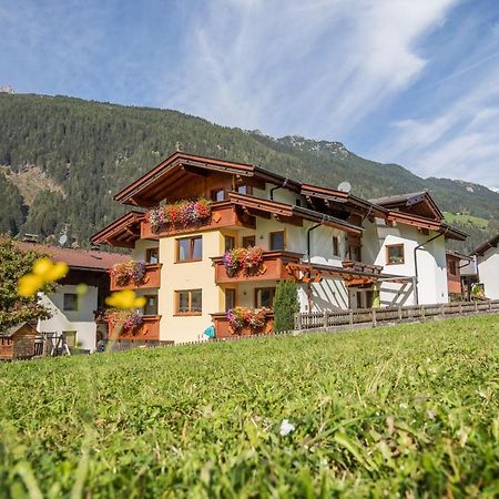 Haus Rosmarie Apartment Neustift im Stubaital Exterior foto