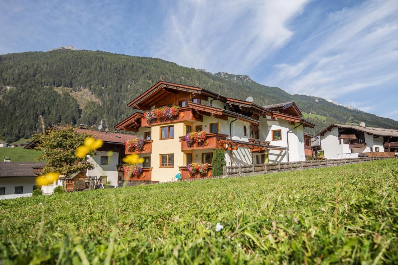 Haus Rosmarie Apartment Neustift im Stubaital Exterior foto